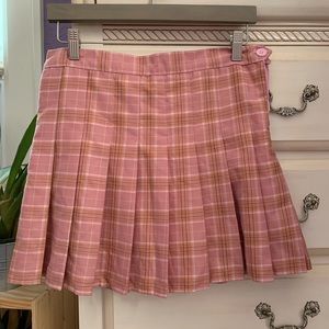 PLEATED PINK PLAID SKIRT